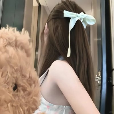 裸命公寓 海报